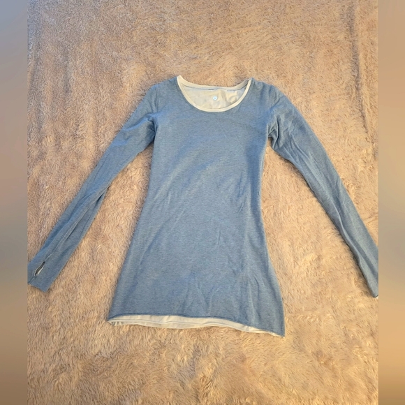 Lululemon Reversable Long-Sleeved Double-layered Top; Size 8 - Picture 1 of 5